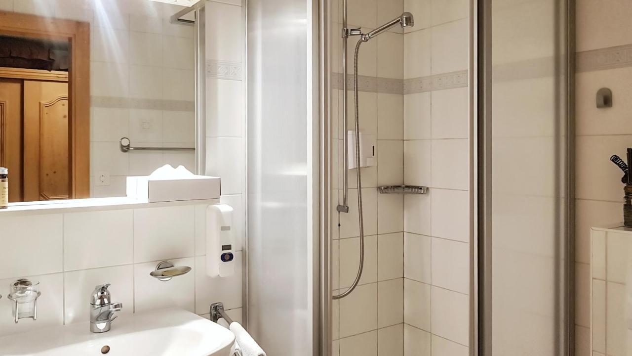 Hotel La Cambuse Les Collons